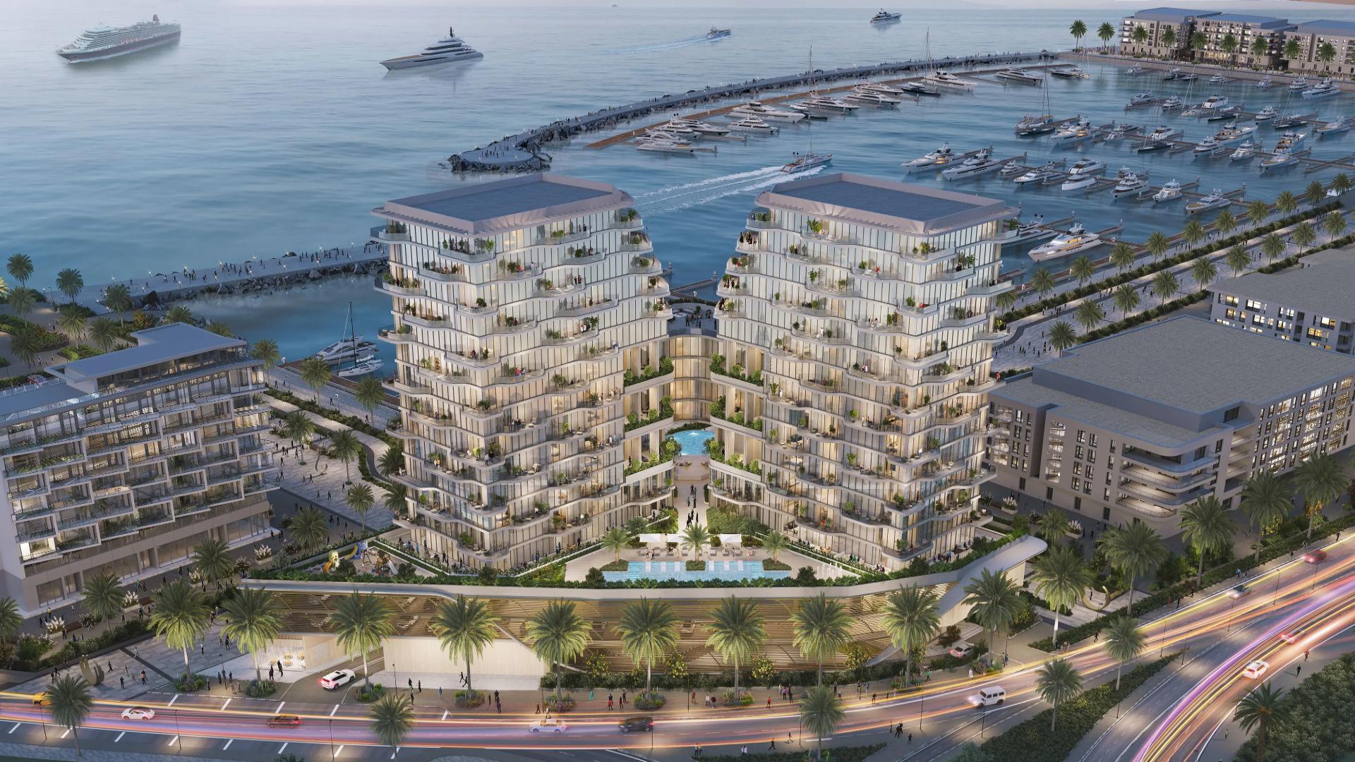 Royal Yacht Club Residence