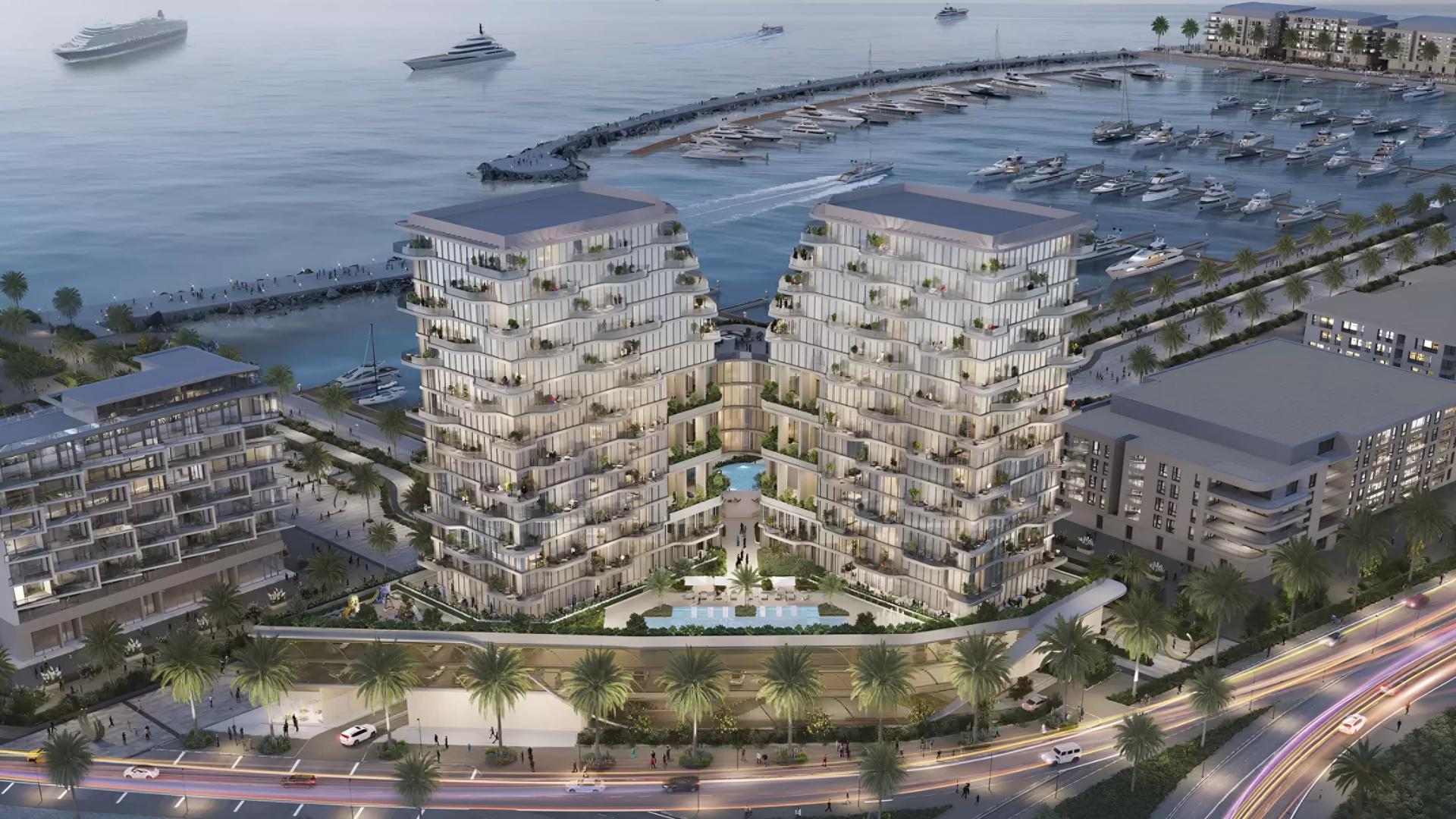 Royal Yacht Club Residences